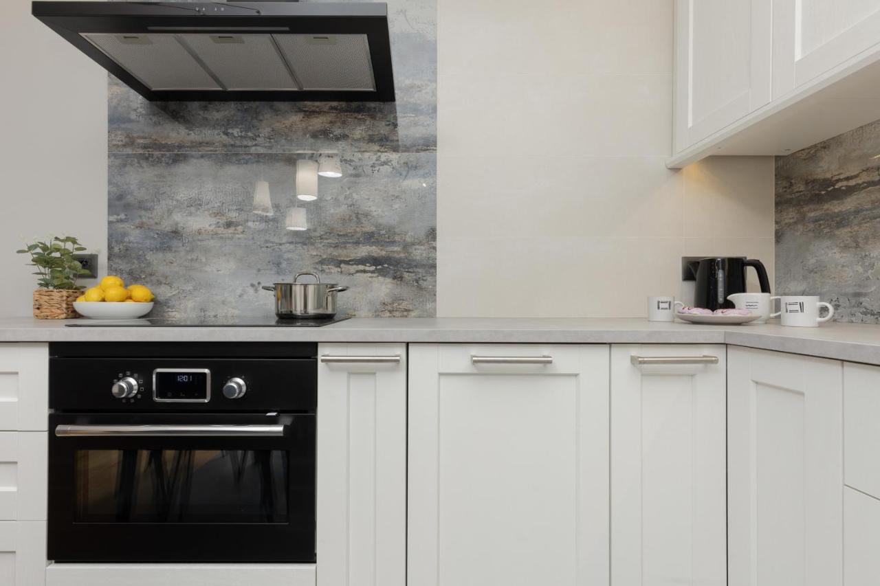 Apartament Centre Srebrna By Renters