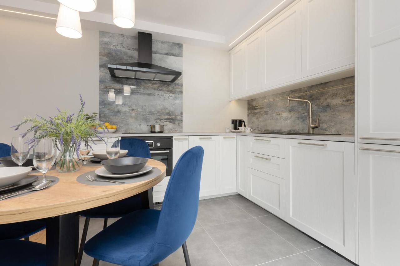 Centre Srebrna By Renters Apartament
